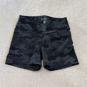 NoBull Women’s Camo Biker Shorts Size Small High Rise Gym Athletic Training